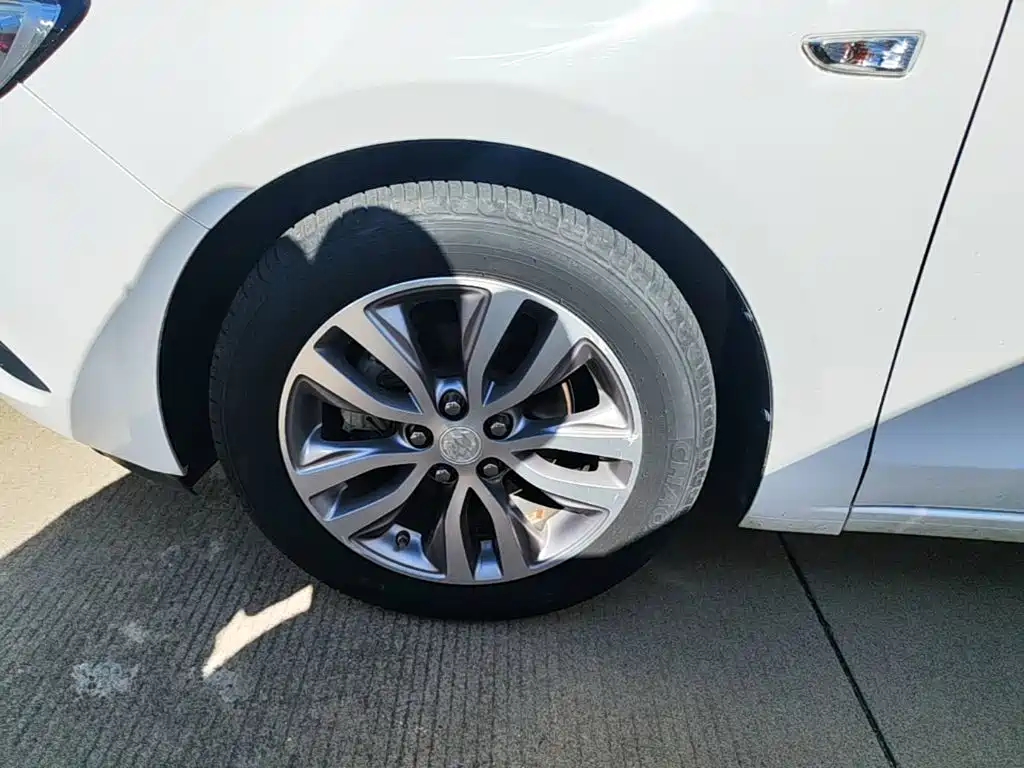 Buick Excelle — миниатюра 23