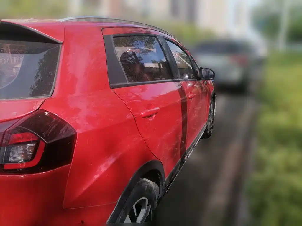 Geely Vision X3 — миниатюра 4
