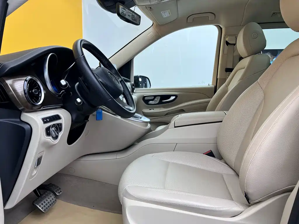 Mercedes-Benz V-Class V 2021 V 260 L Luxury