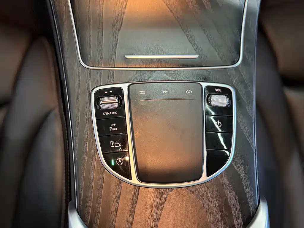 Mercedes-Benz C-Class — миниатюра 21