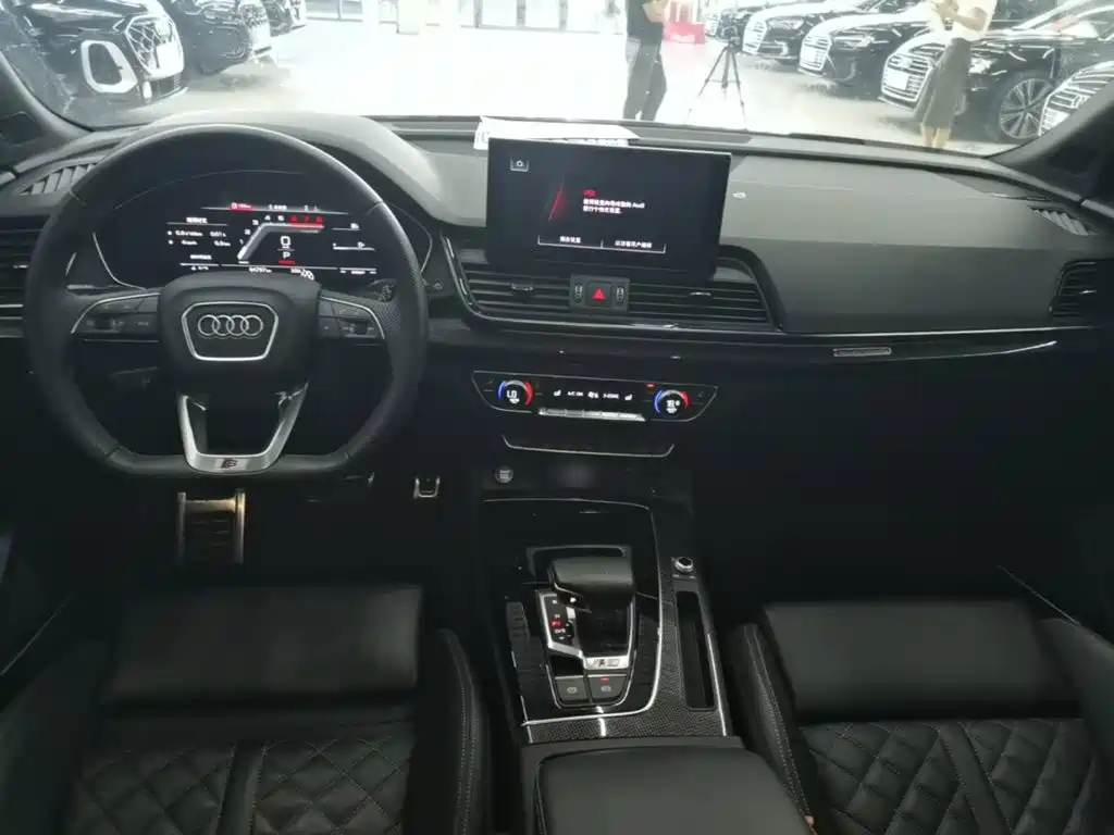 Audi SQ5 — миниатюра 10
