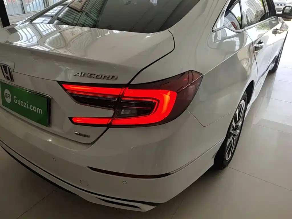 Honda Accord — миниатюра 24
