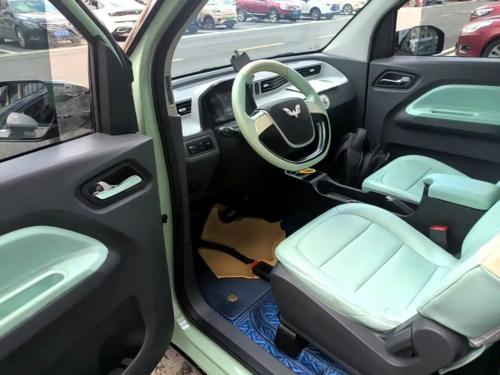 Wuling MINIEV — миниатюра 16
