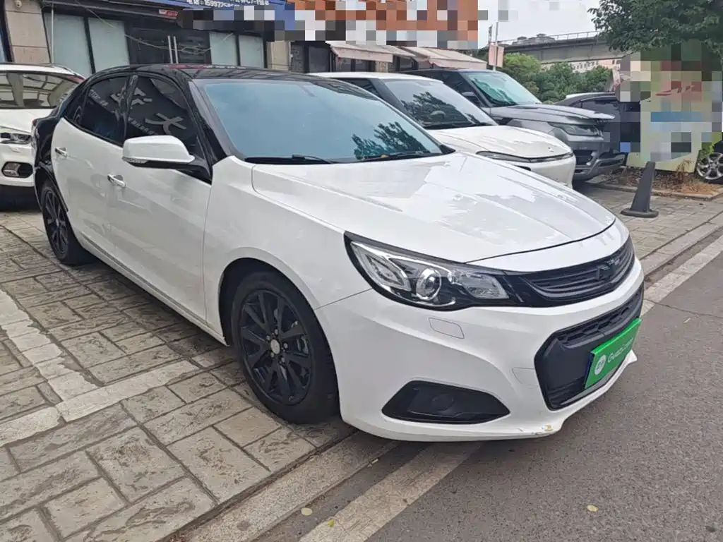 Chevrolet Malibu — миниатюра 4