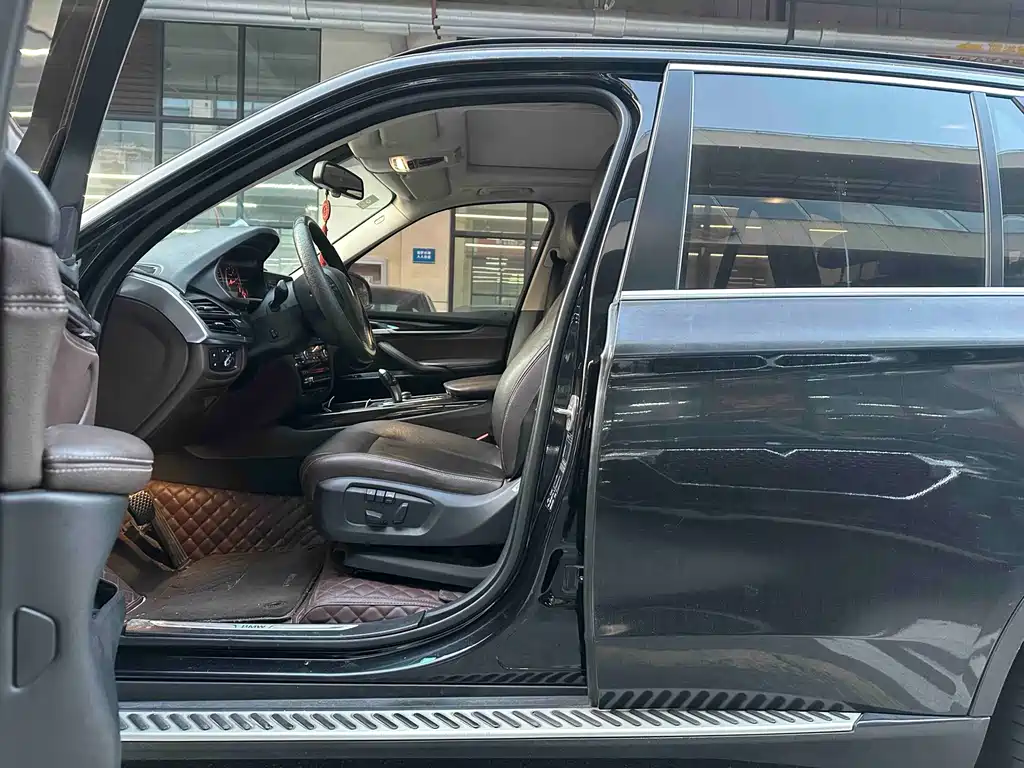 BMW X5 (Import) — миниатюра 4