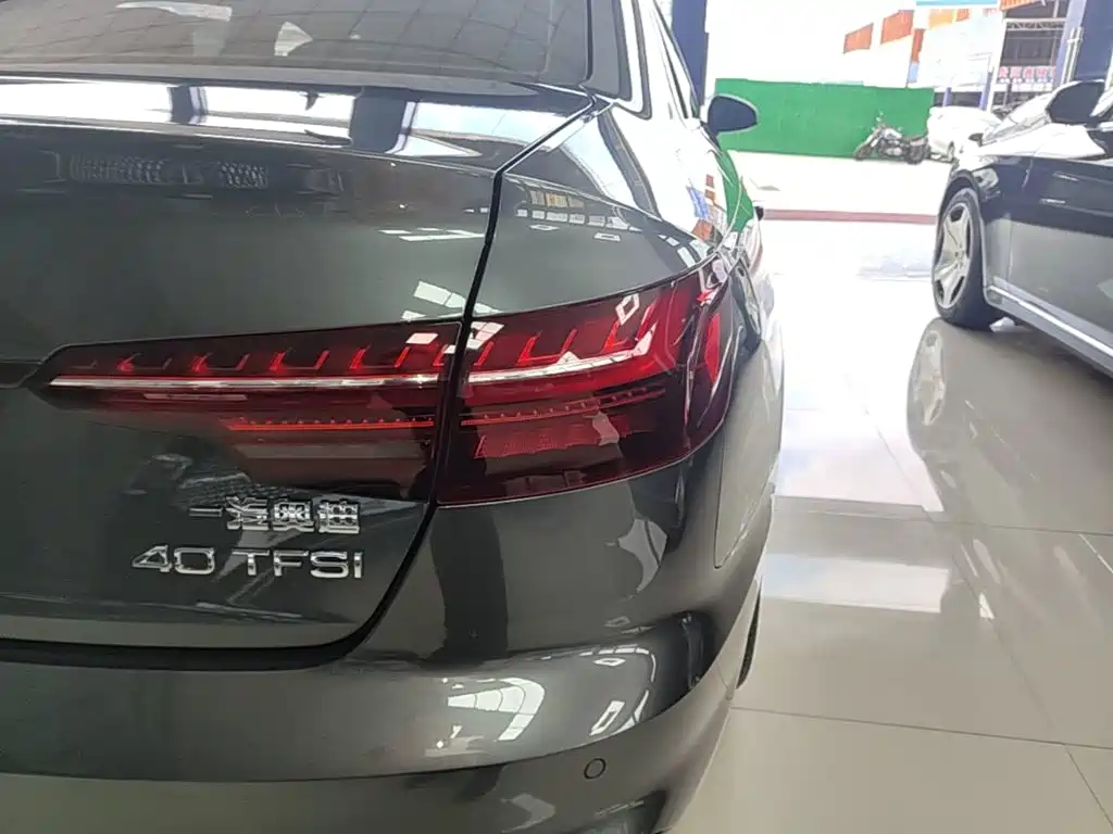Audi A4L — миниатюра 8