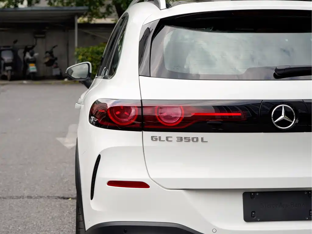 Mercedes-Benz GLC New Energy — миниатюра 8
