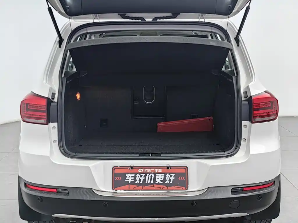 Volkswagen Tiguan — миниатюра 16