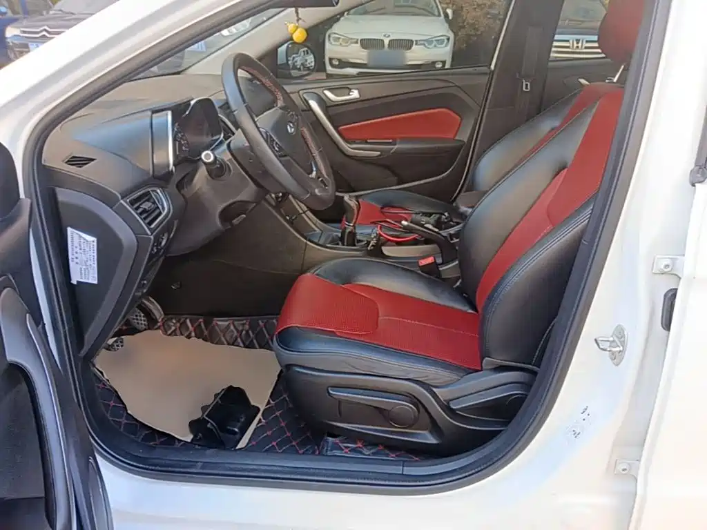 Chery Arrizo 5 — миниатюра 15
