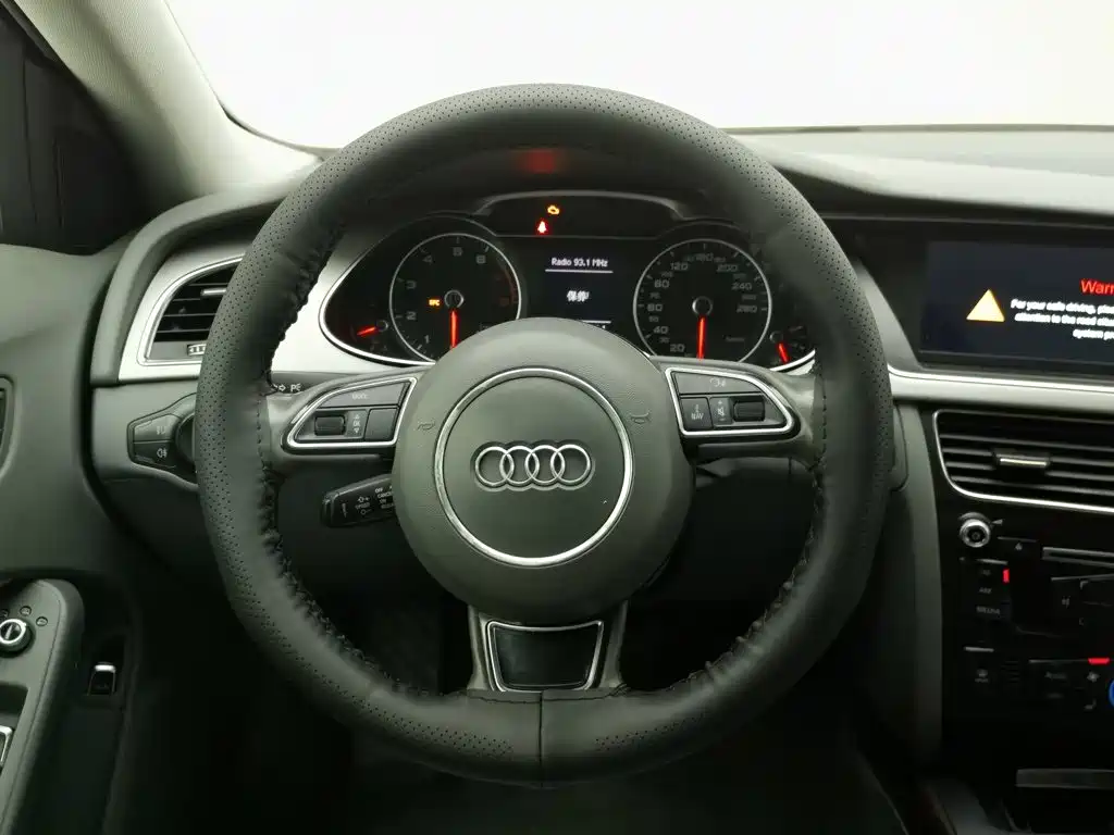 Audi A4L — миниатюра 11
