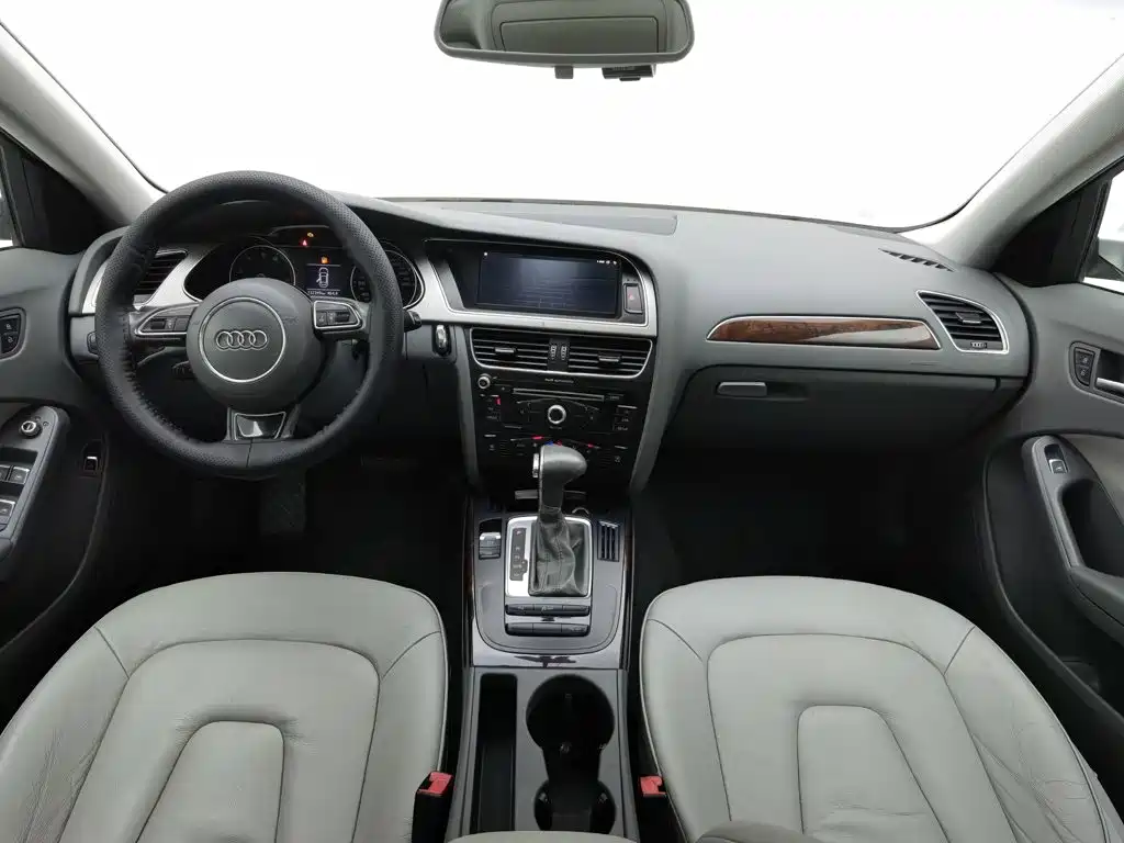 Audi A4L — миниатюра 5