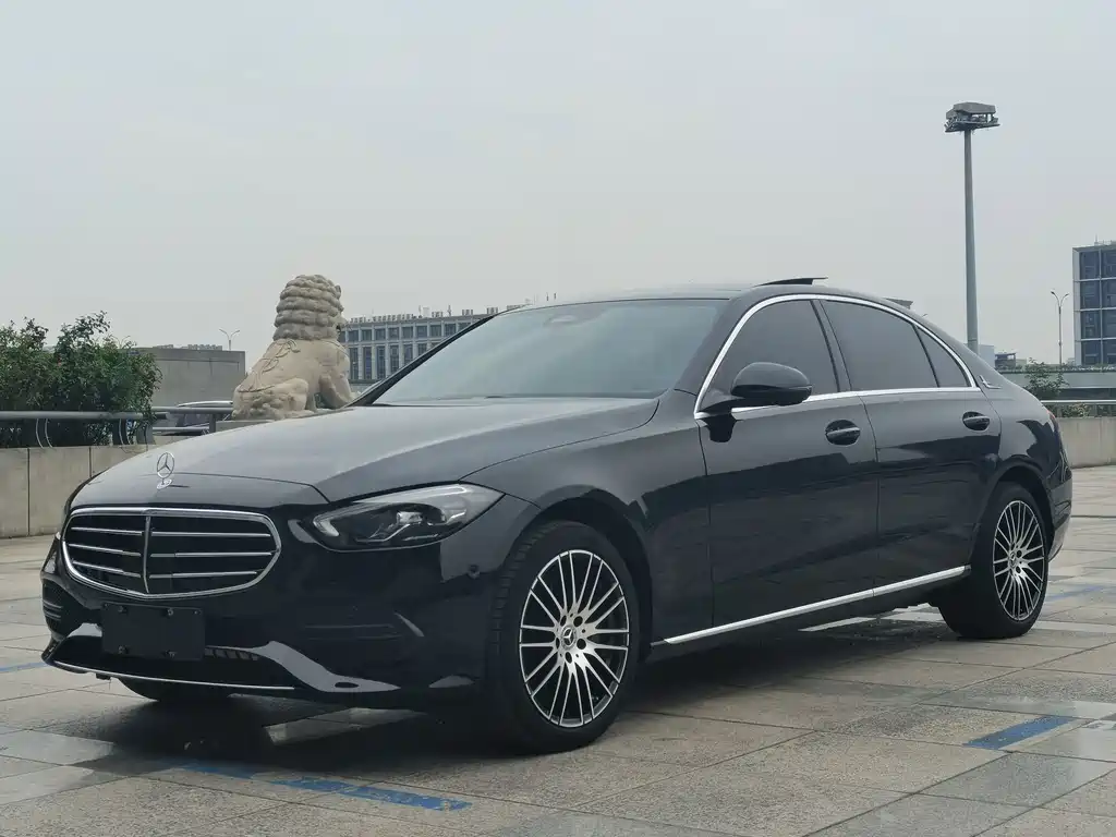 Mercedes-Benz C-Class — миниатюра 2