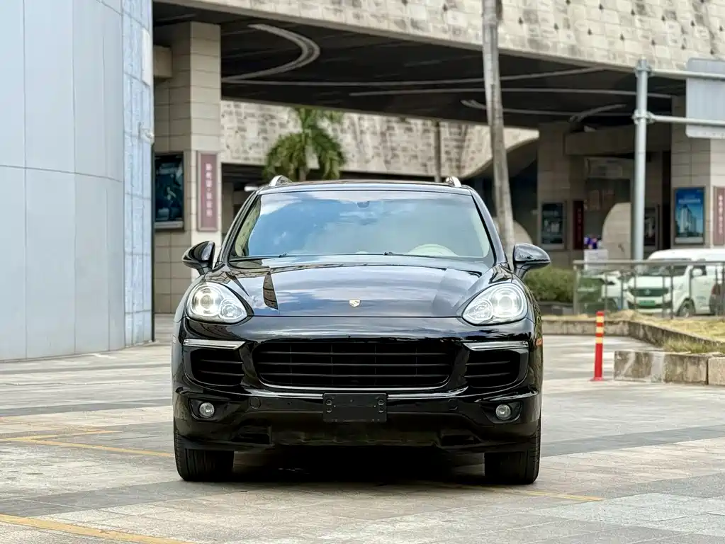 Porsche Cayenne — миниатюра 2