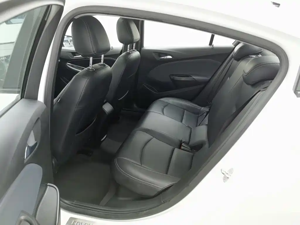 Chevrolet Cruze — миниатюра 15