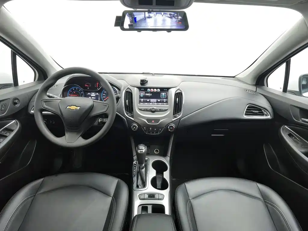 Chevrolet Cruze — миниатюра 5