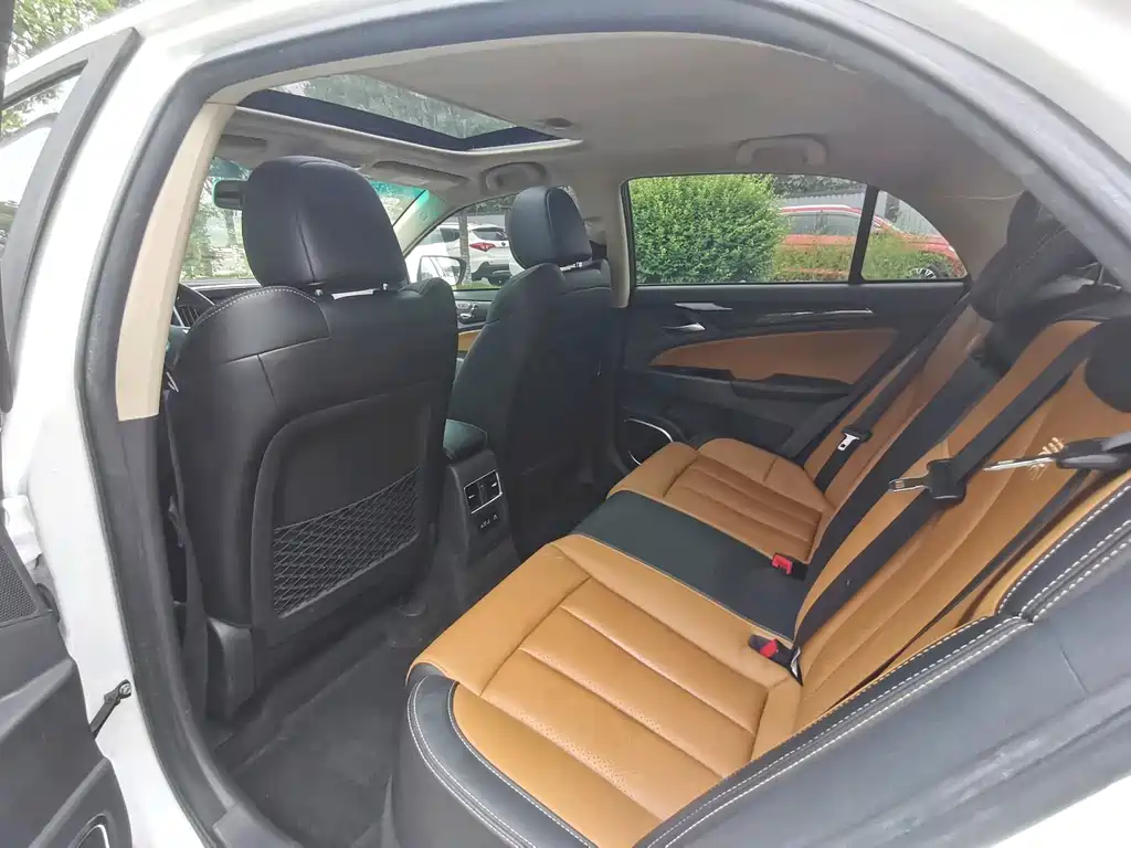 BYD Qin NEV — миниатюра 6