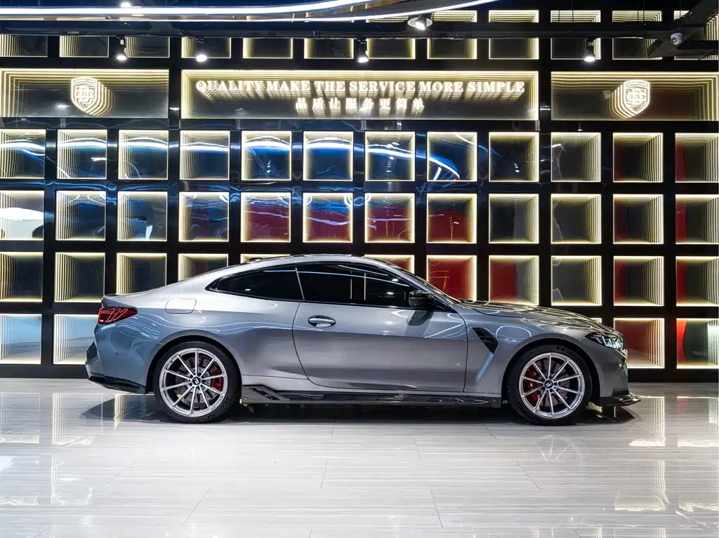 BMW M4 — миниатюра 7