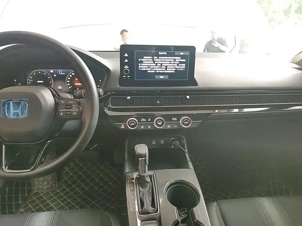 Honda Civic — миниатюра 13