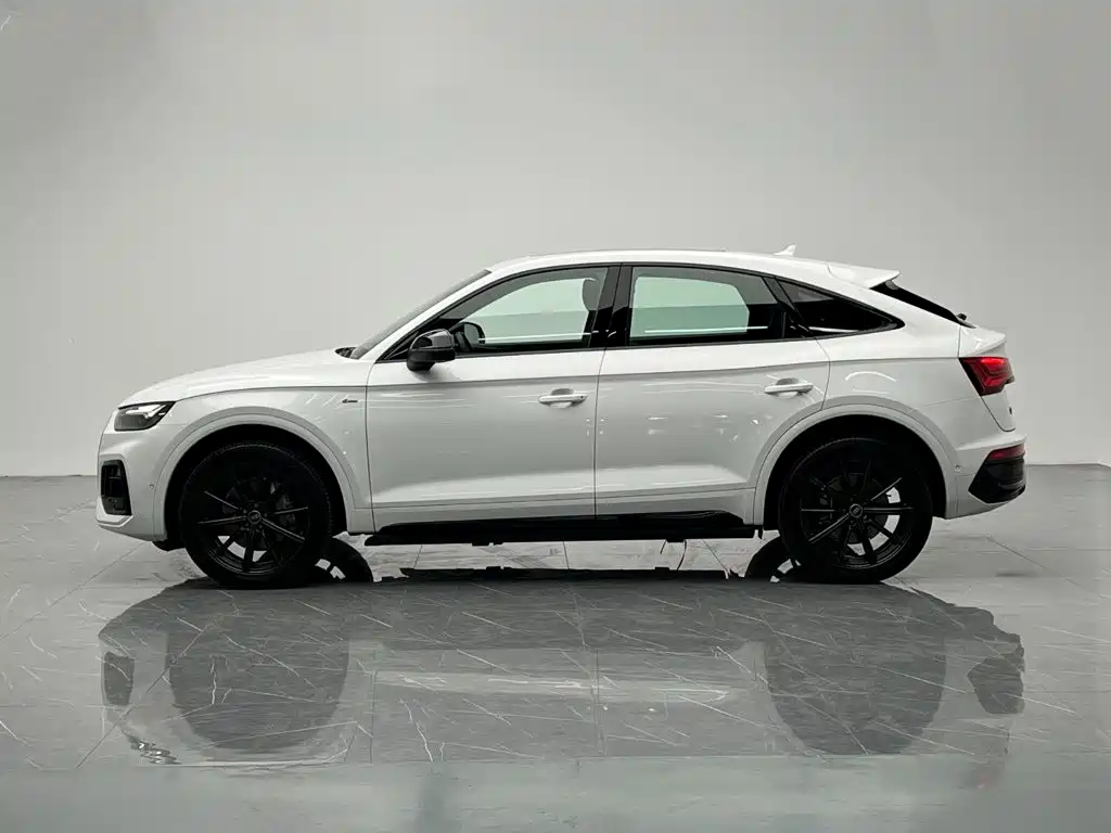 Audi Q5L Sportback — миниатюра 3