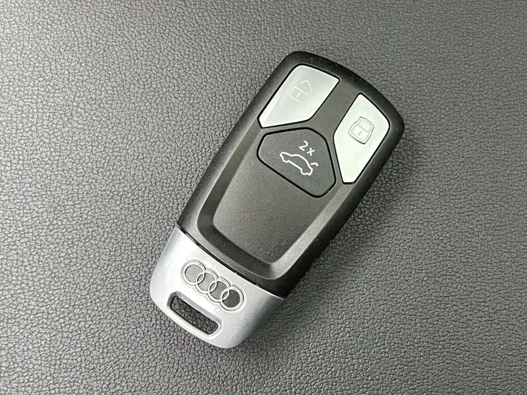Audi Q5L Sportback — миниатюра 19