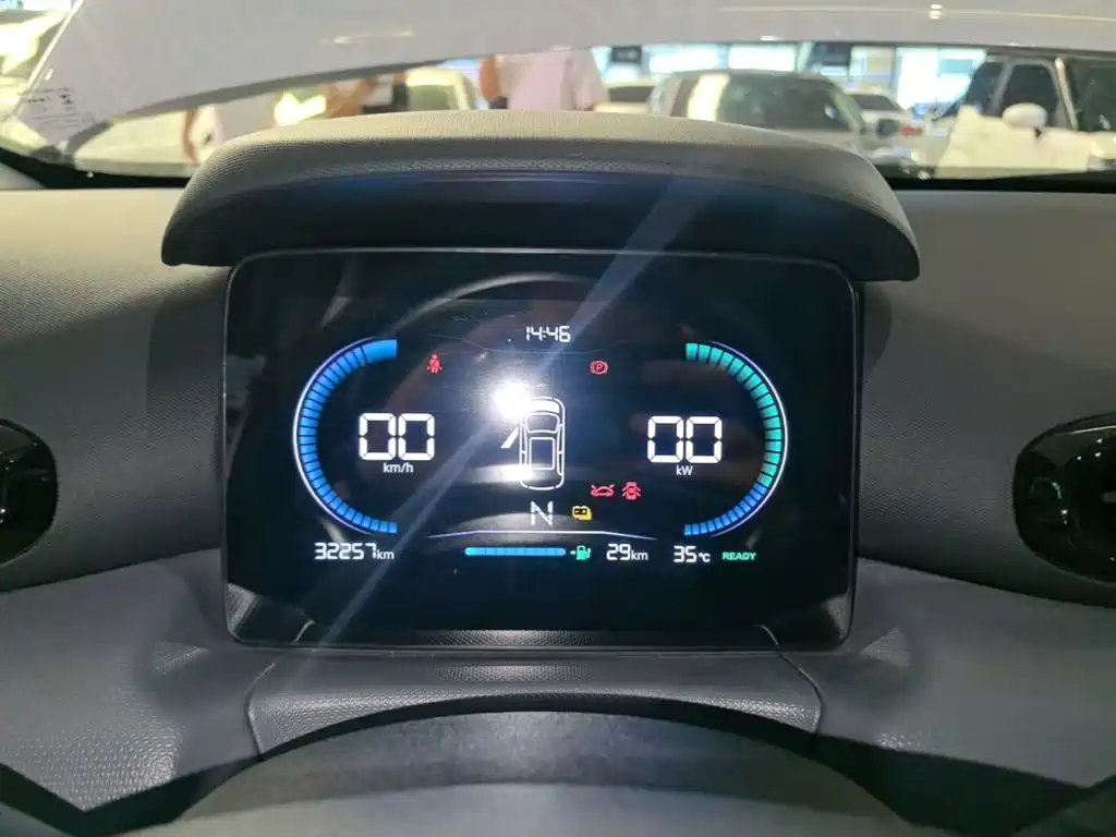 Leapmotor Leapmotor T03 — миниатюра 12