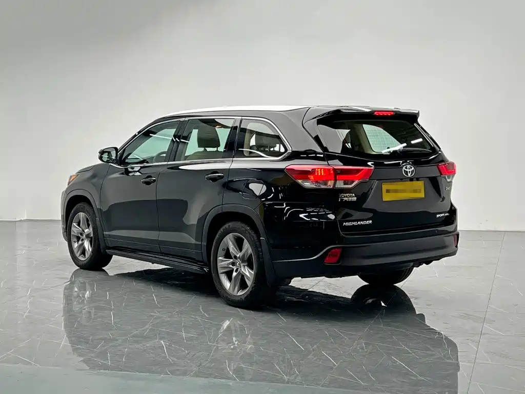 Toyota Highlander — миниатюра 4