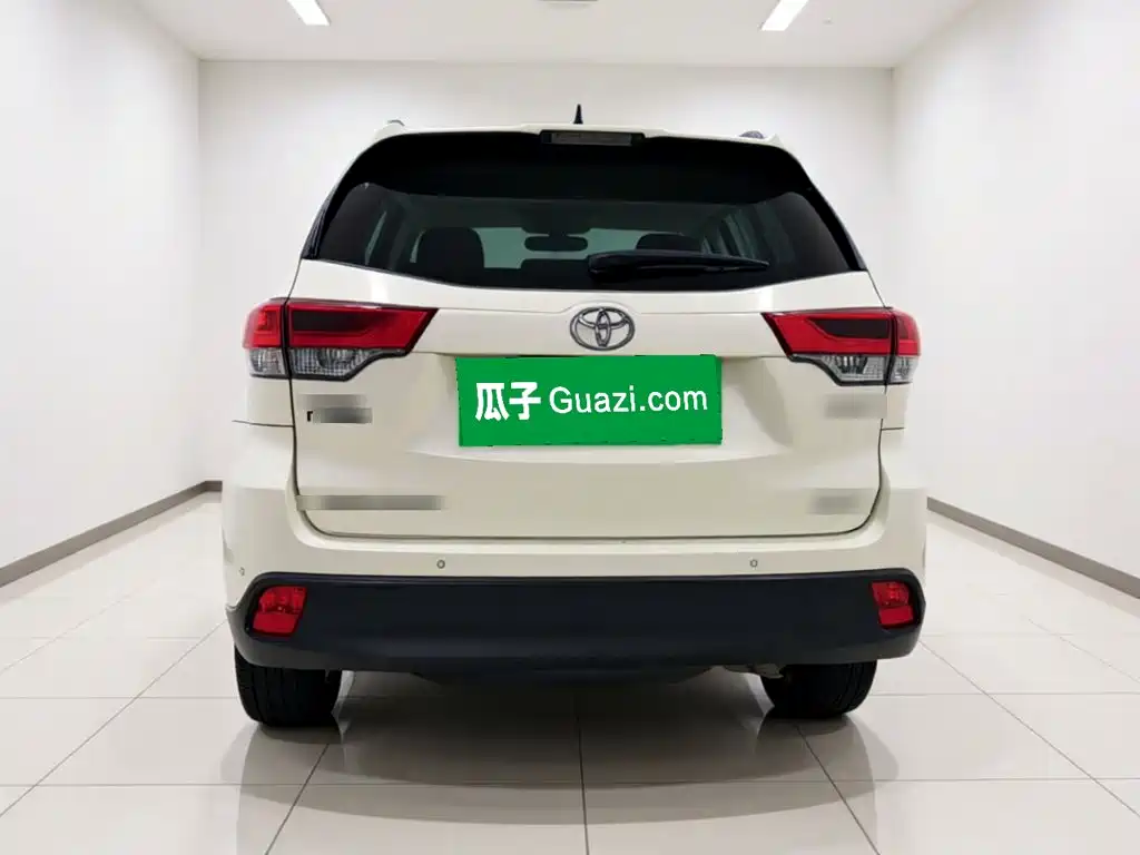 Toyota Highlander — миниатюра 5