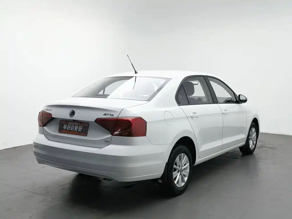 Volkswagen Jetta — миниатюра 2