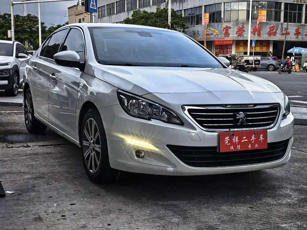 Peugeot 408 — миниатюра 2