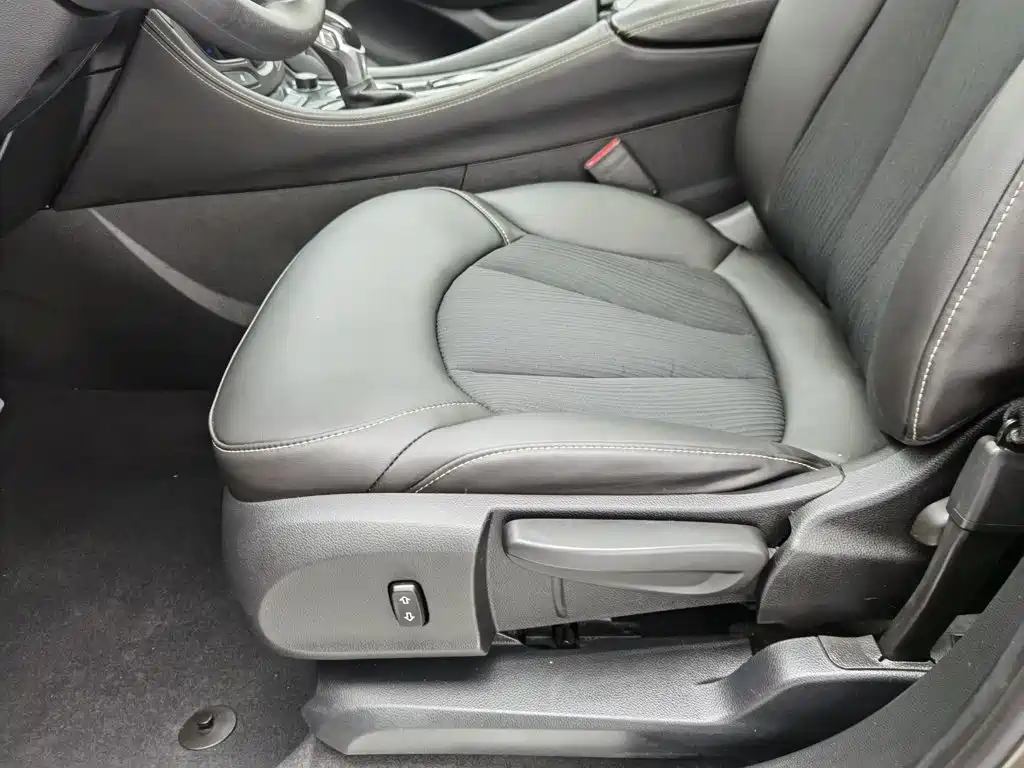Buick Envision Plus — миниатюра 20
