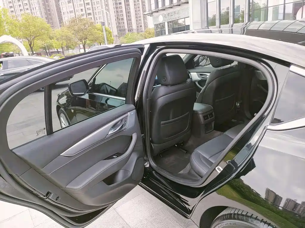 Cadillac CT5 — миниатюра 28