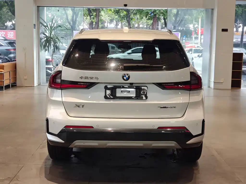 BMW X1 2023 sDrive20Li X