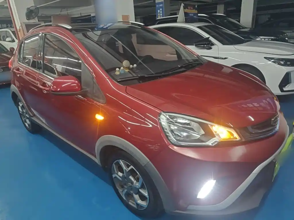 Geely Vision X1 — миниатюра 4