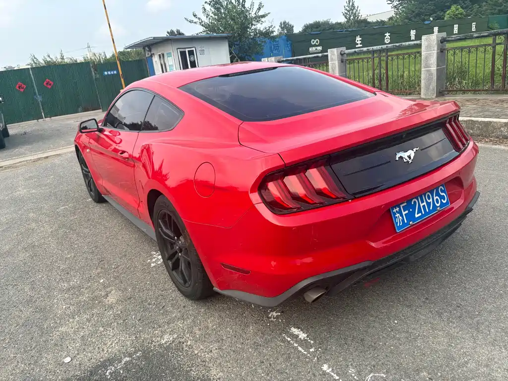 Ford Mustang 2.3L EcoBoost, фото 9