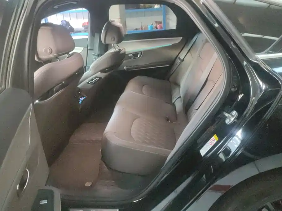BYD Han — миниатюра 11