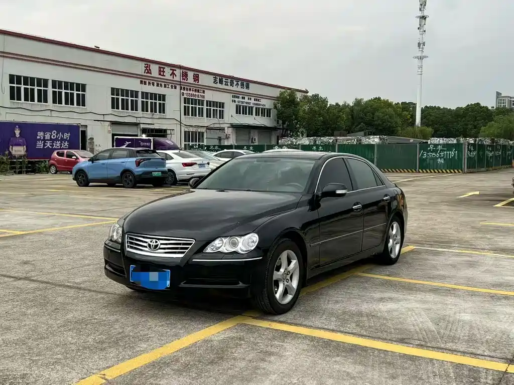 Toyota Reiz 2010