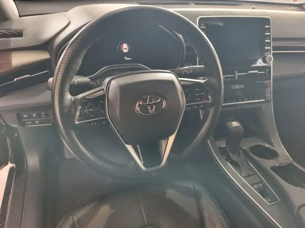 Toyota Avalon — миниатюра 4