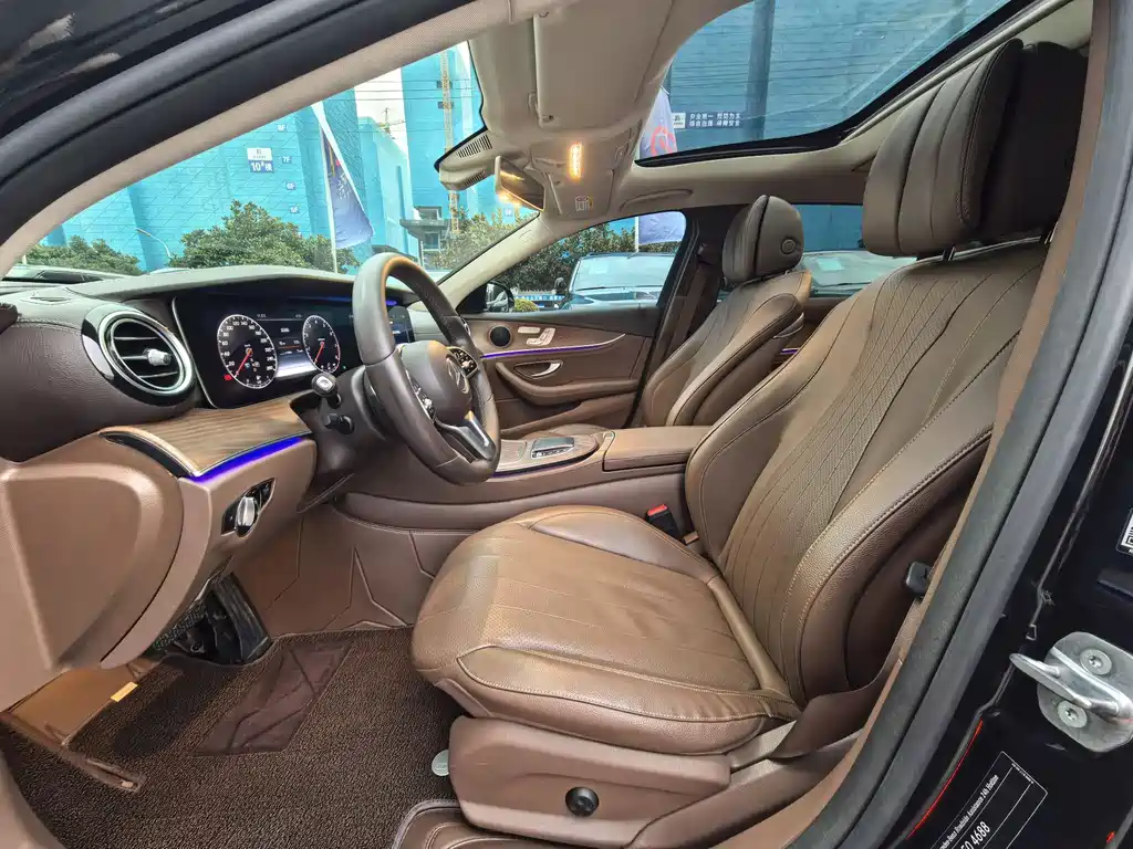 MERCEDES-BENZ E CLASS