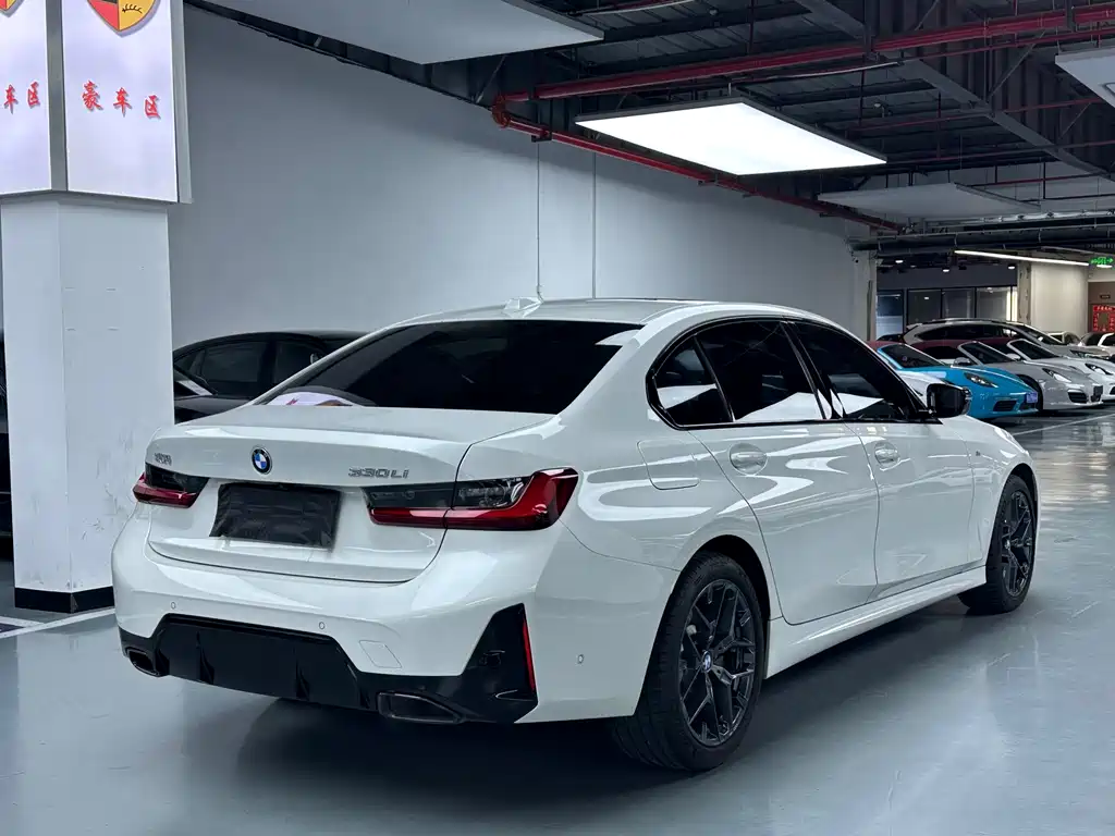 BMW 3 Series — миниатюра 18