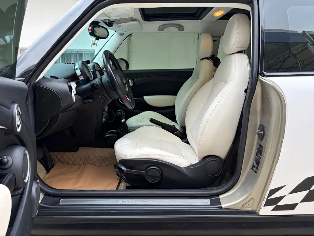 MINI Mini Clubman — миниатюра 6