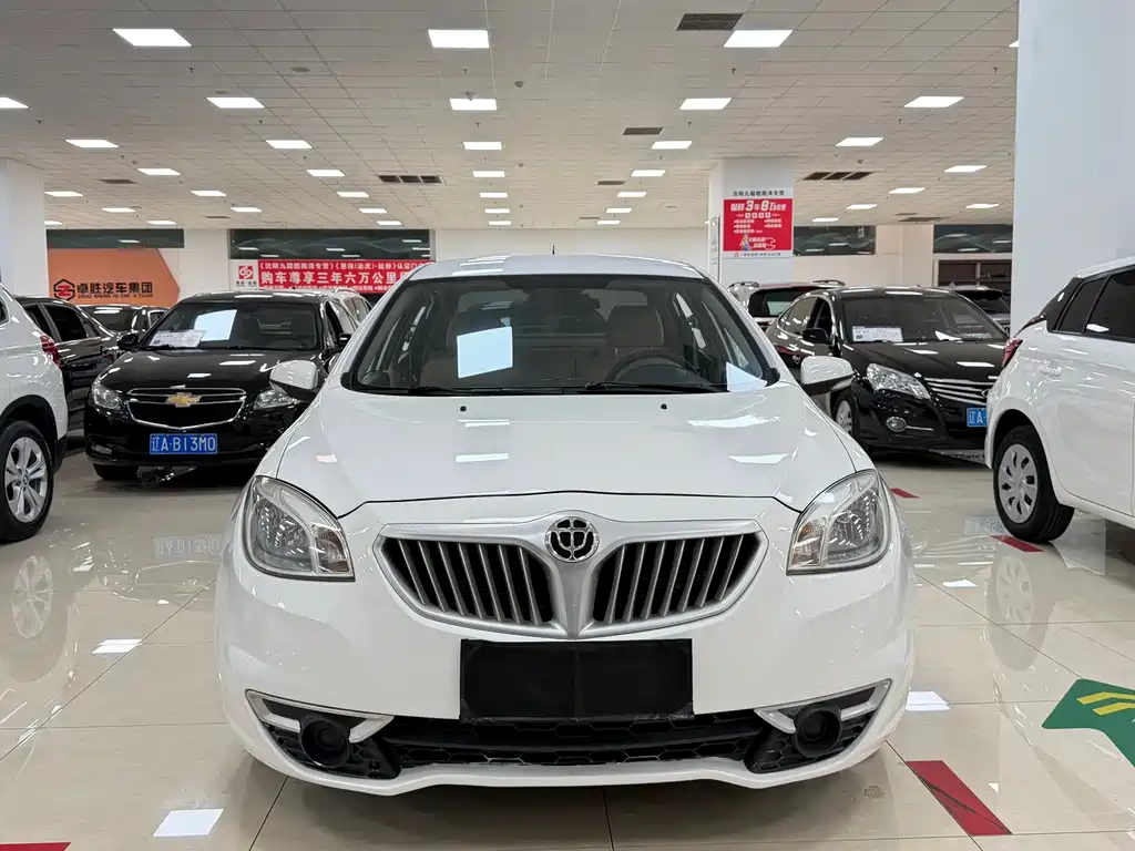 Zhonghua H330 — миниатюра 3