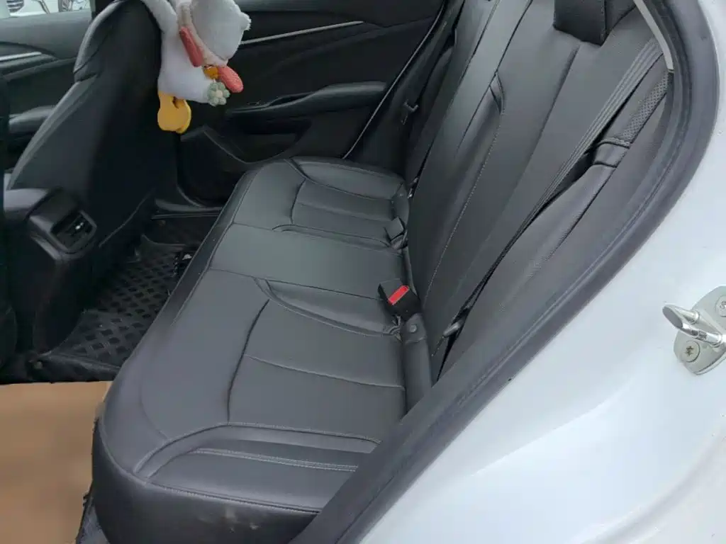 Buick Excelle — миниатюра 17