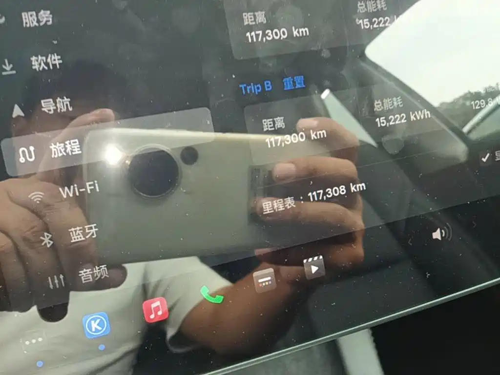 Tesla Model 3 — миниатюра 12