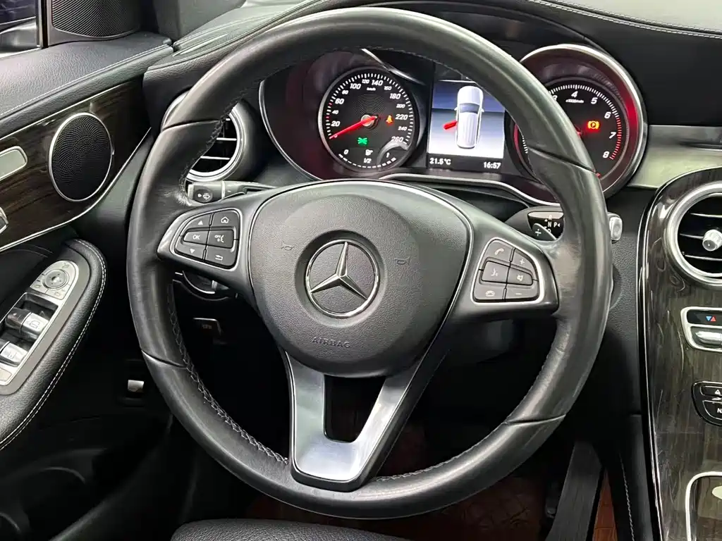 Mercedes-Benz GLC — миниатюра 21