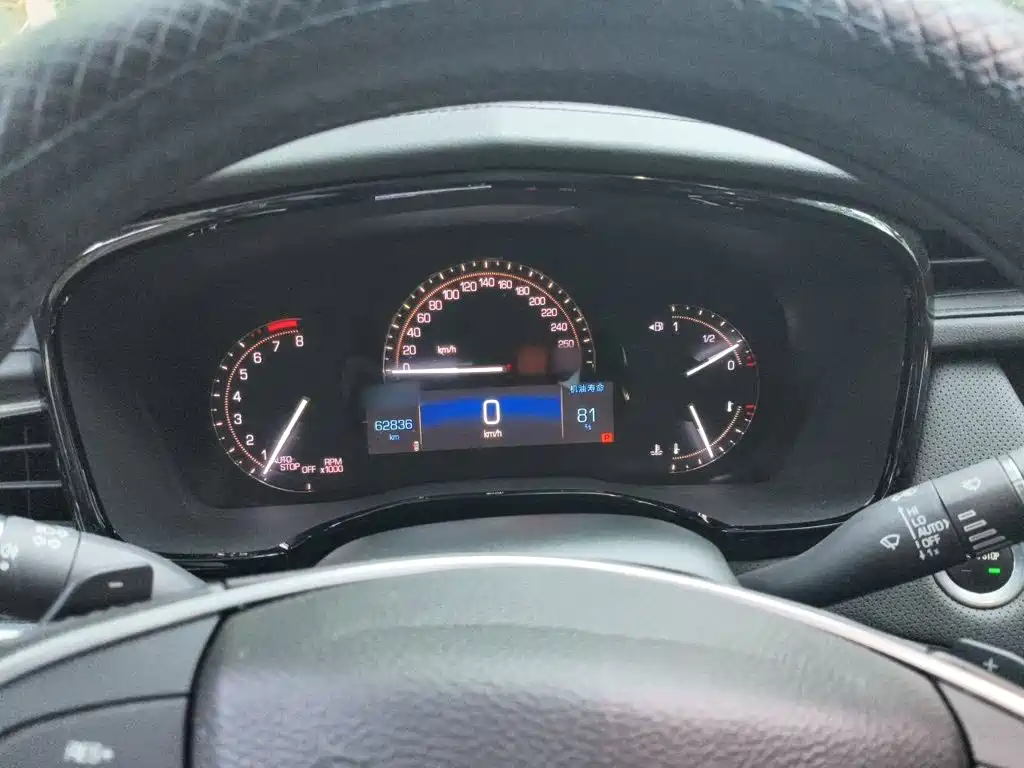 Cadillac XT5 — миниатюра 4