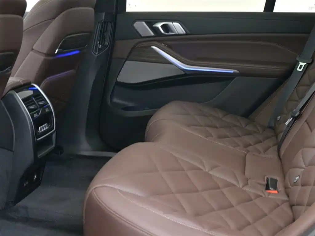BMW X5 2022 xDrive 40Li M Sport