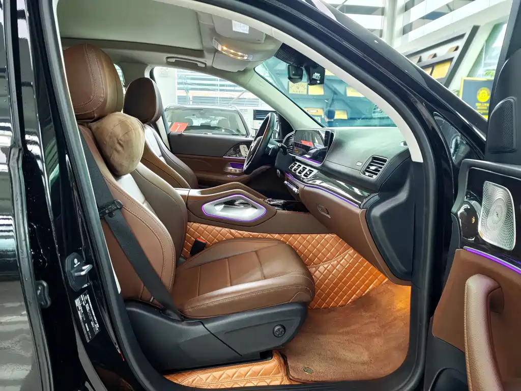 Mercedes-Benz GLE (Import) — миниатюра 15