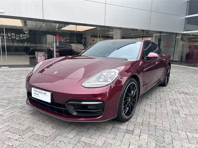 PORSCHE PANAMERA 2022