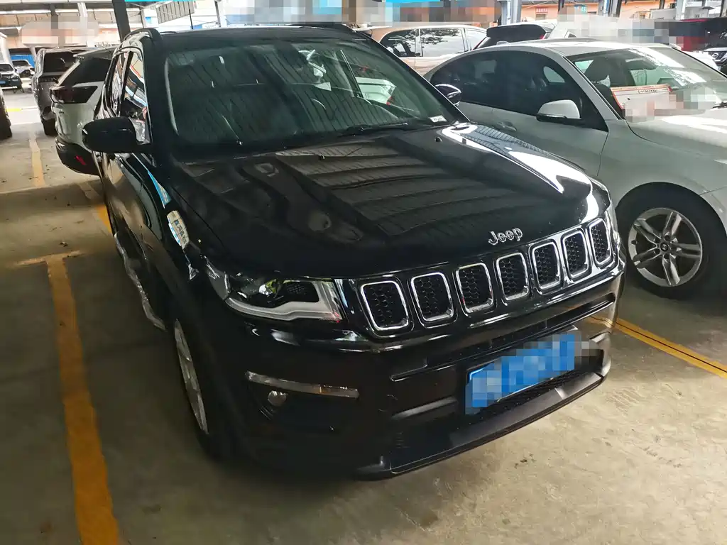 Jeep Compass — миниатюра 3