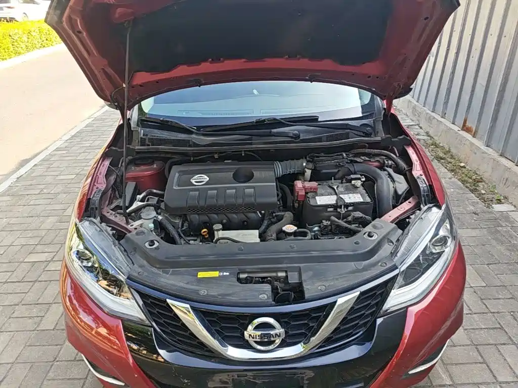 Nissan Tiida — миниатюра 20